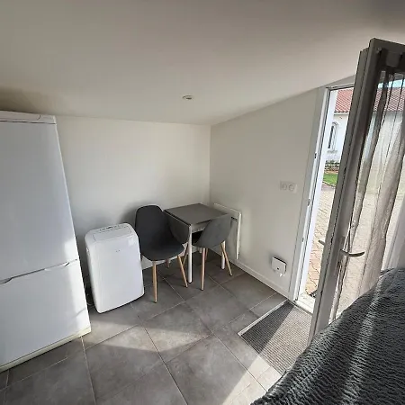 Domaine De La Robinerie Apartment